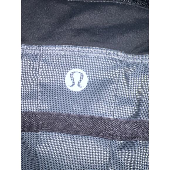 Lululemon Skort Size 4 - Picture 8 of 9